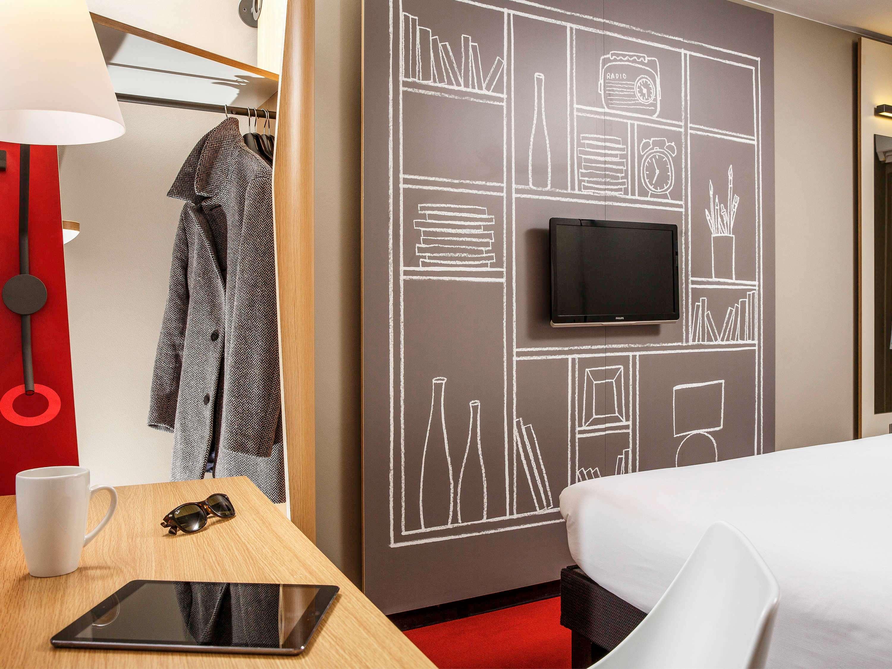 Отель Ibis London Barking Баркинг Экстерьер фото