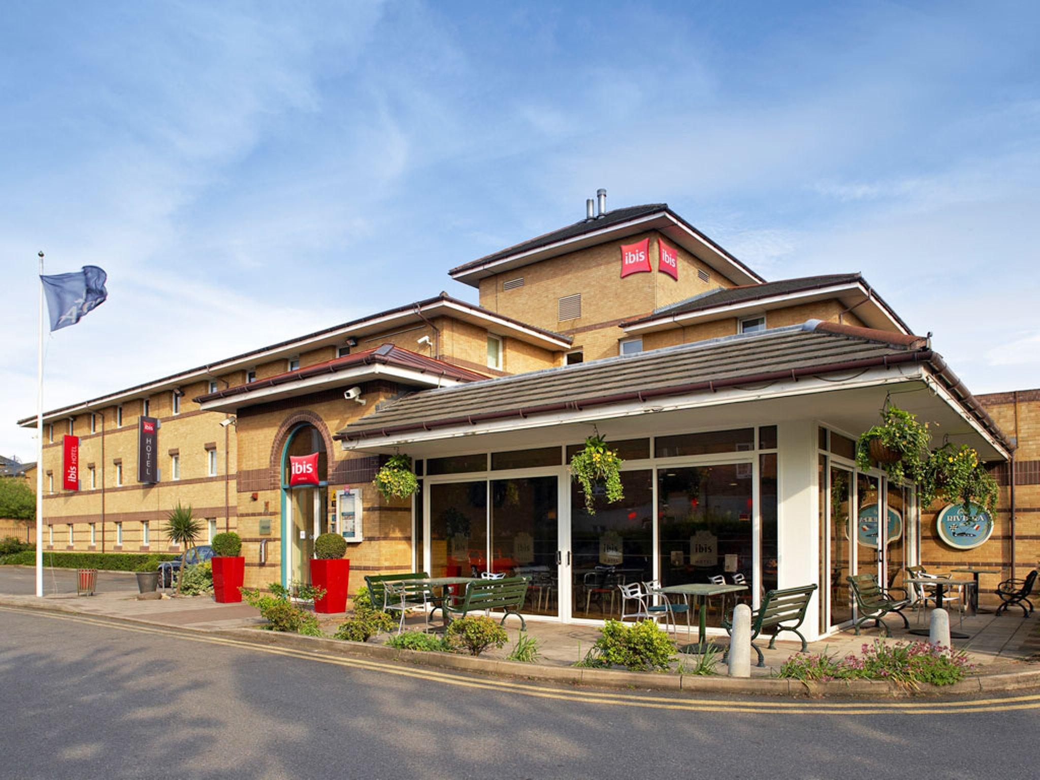 Отель Ibis London Barking Баркинг Экстерьер фото