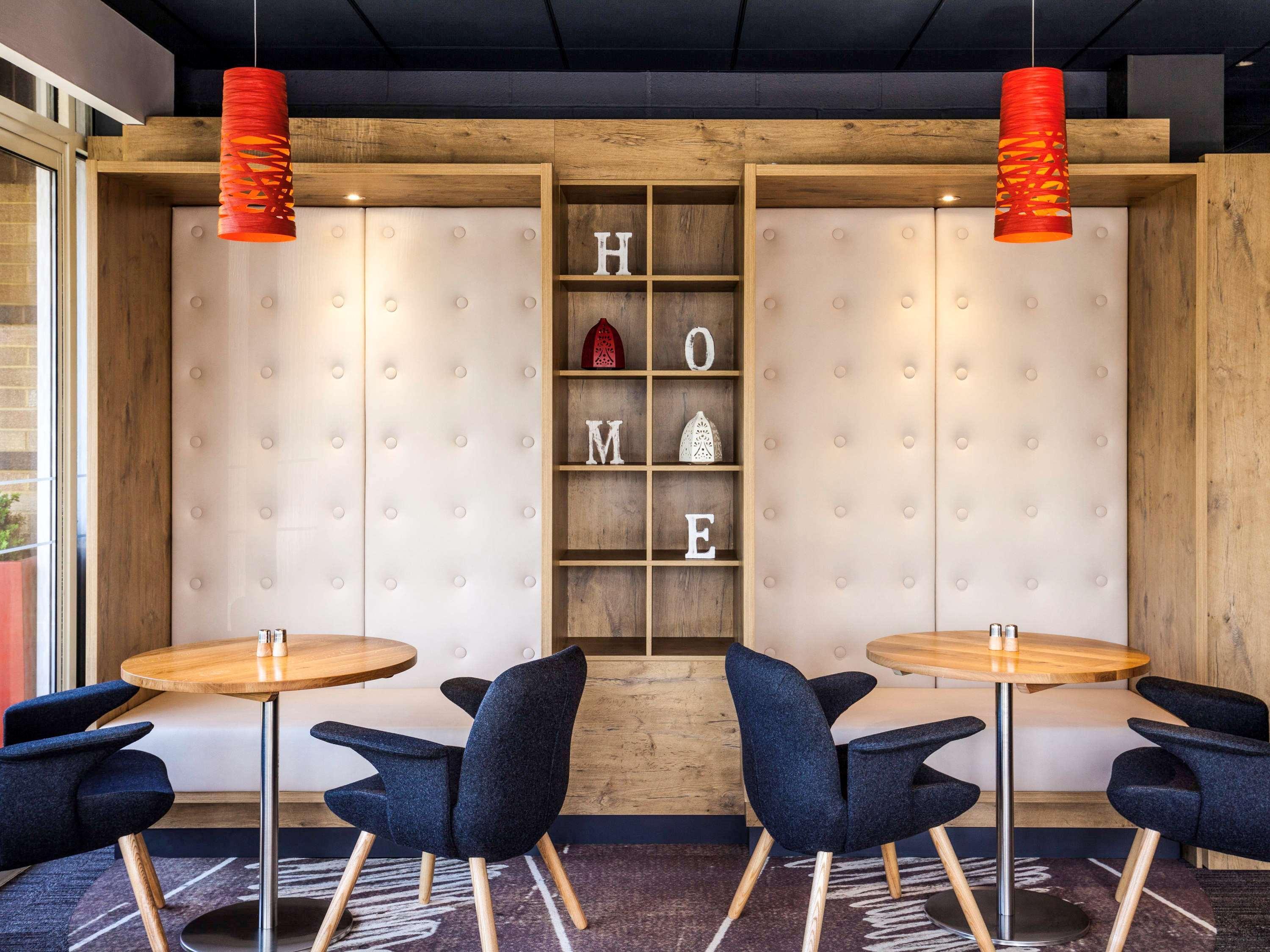 Отель Ibis London Barking Баркинг Экстерьер фото