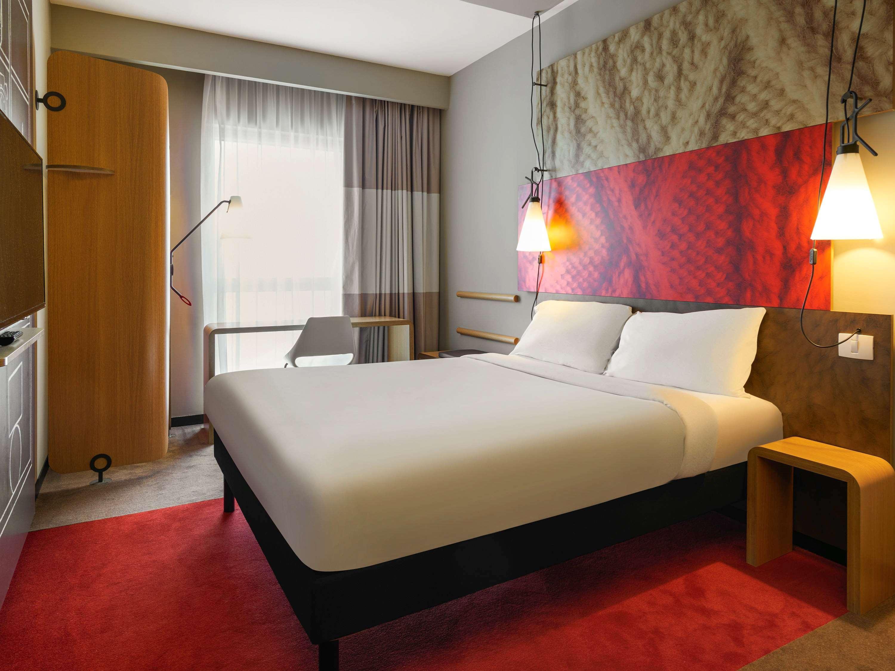 Отель Ibis London Barking Баркинг Экстерьер фото