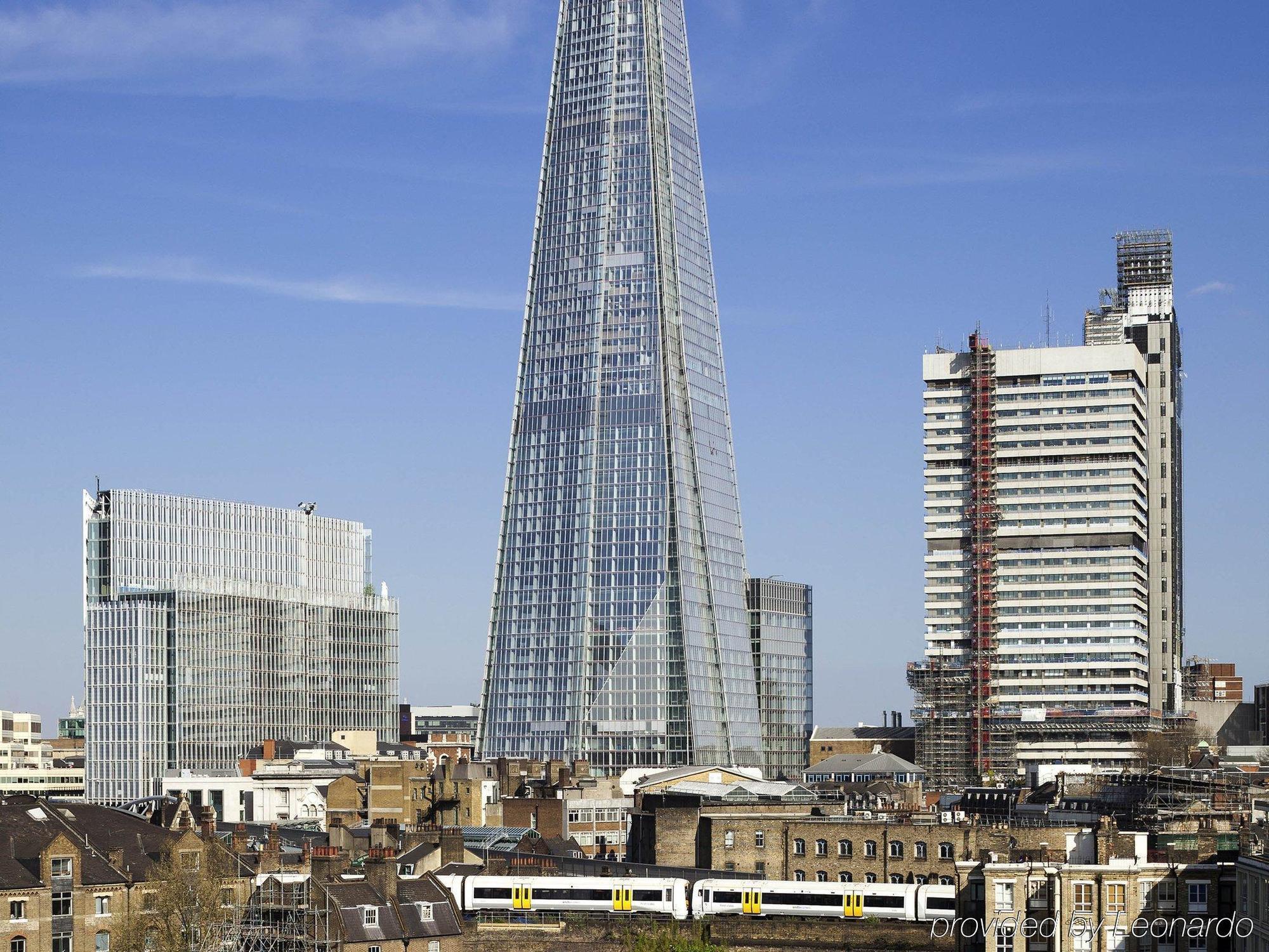 Отель Ibis London Barking Баркинг Экстерьер фото