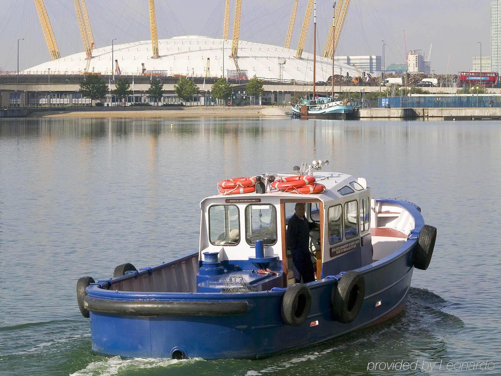 Отель Ibis London Barking Баркинг Экстерьер фото