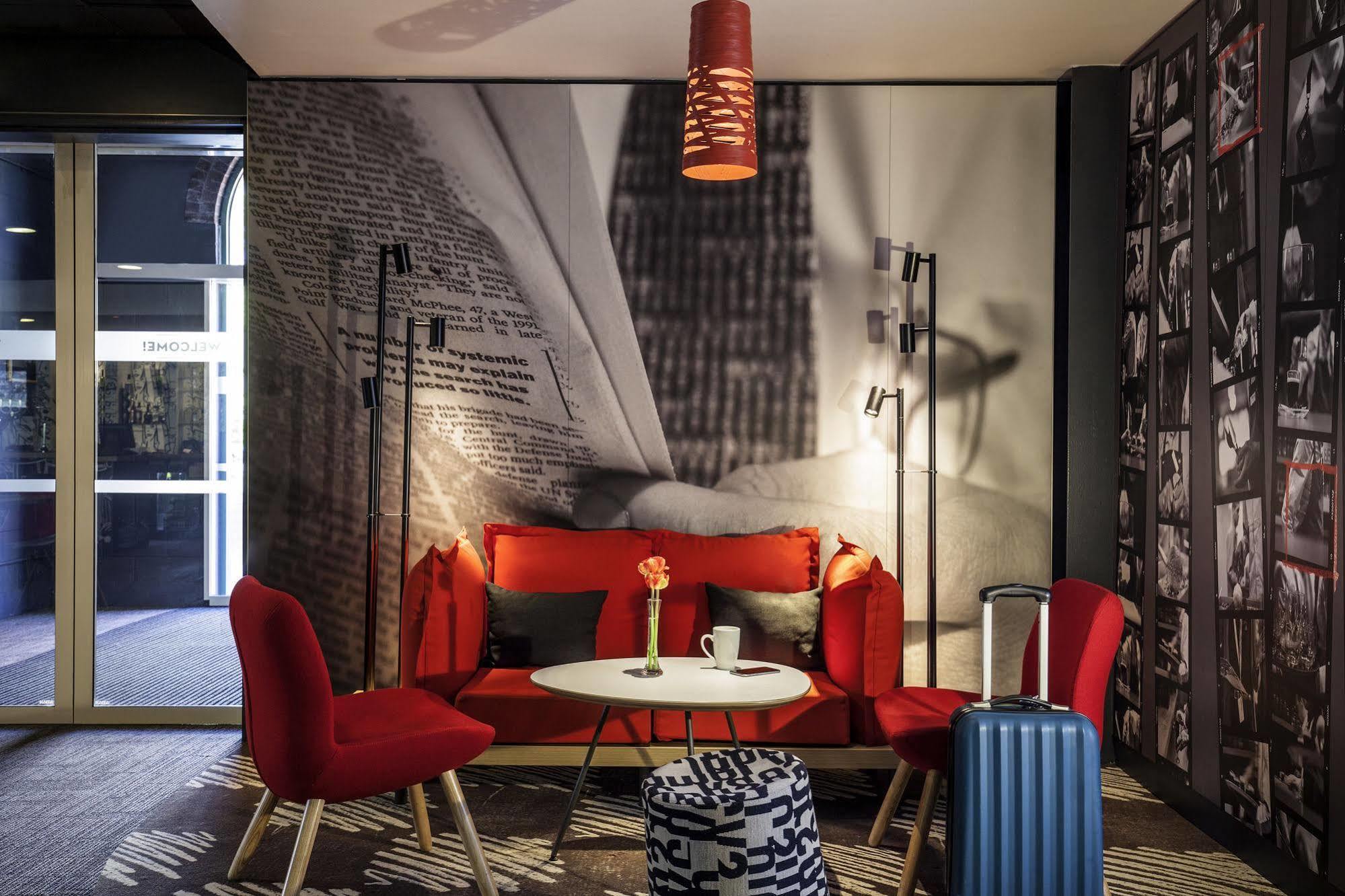 Отель Ibis London Barking Баркинг Экстерьер фото