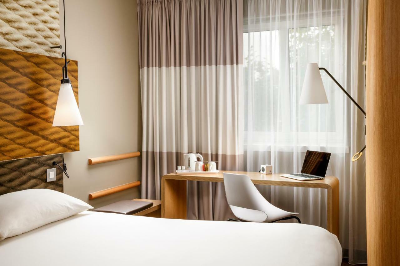Отель Ibis London Barking Баркинг Экстерьер фото